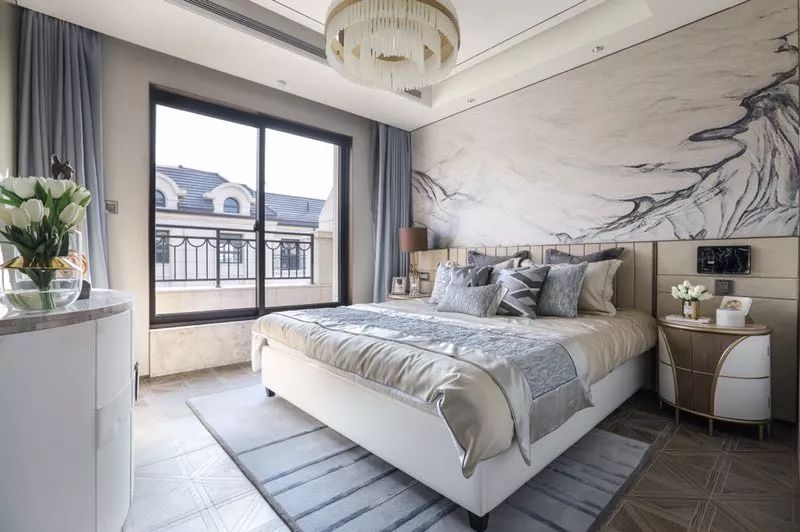 灿辉晶典1733到虹桥高铁,上海灿辉晶典1733周边交通