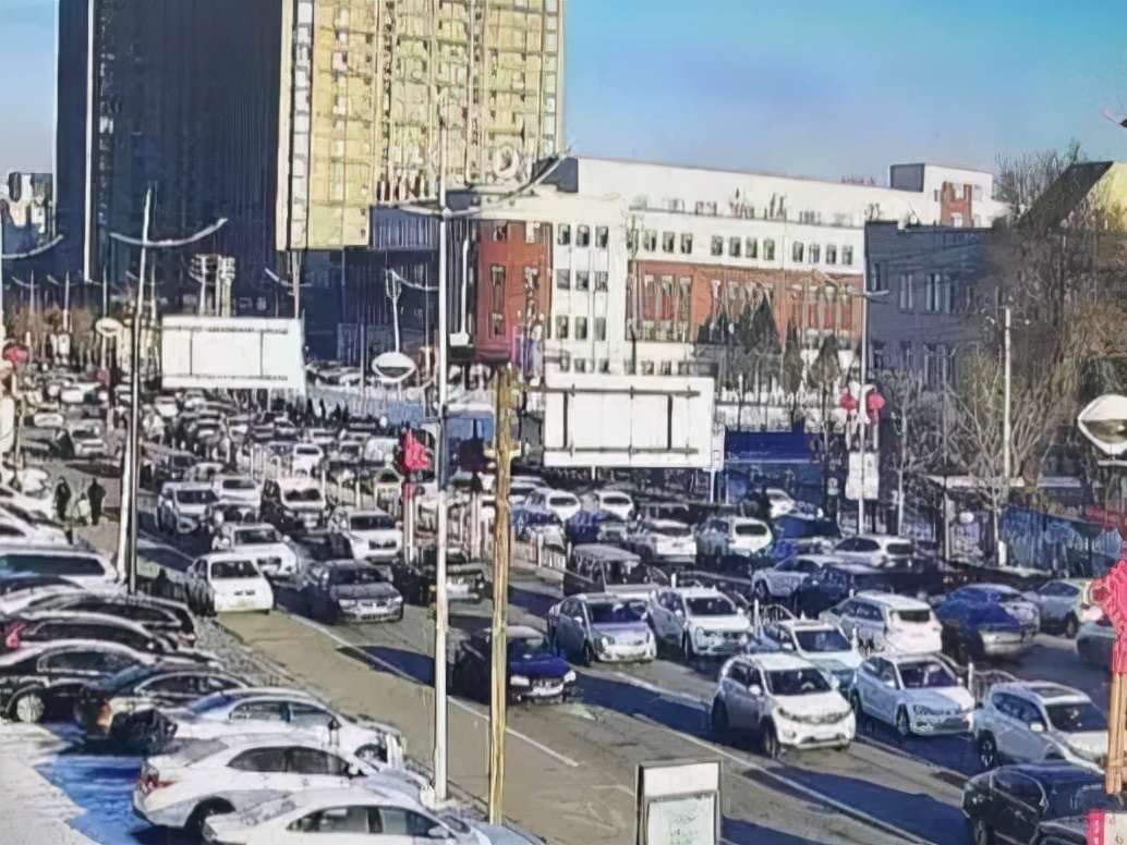 我为群众办实事解决停车难问题,我为群众办实事交警大队城区中队