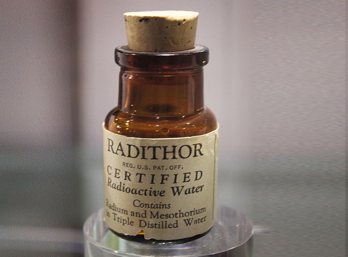 喝核辐射的水死了后骨头还在发光,喝核辐射水消失八年的人