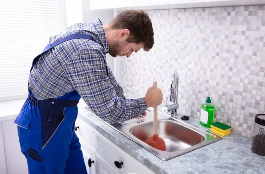 下水管道打孔有异味,马桶管道有异味小妙招