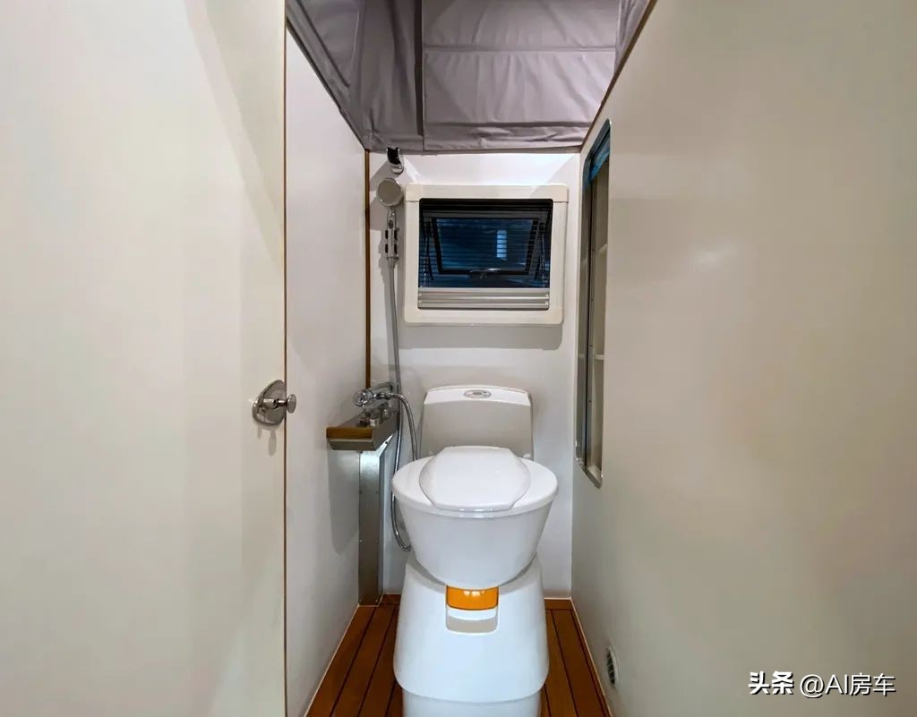 东风猛士游侠m50四驱越野房车价格,东风猛士游侠m50硬升顶越野房车