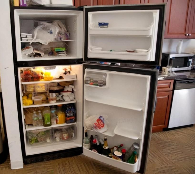 买冰箱海尔和美的这两个哪个最好,海尔和美的冰箱区别在哪