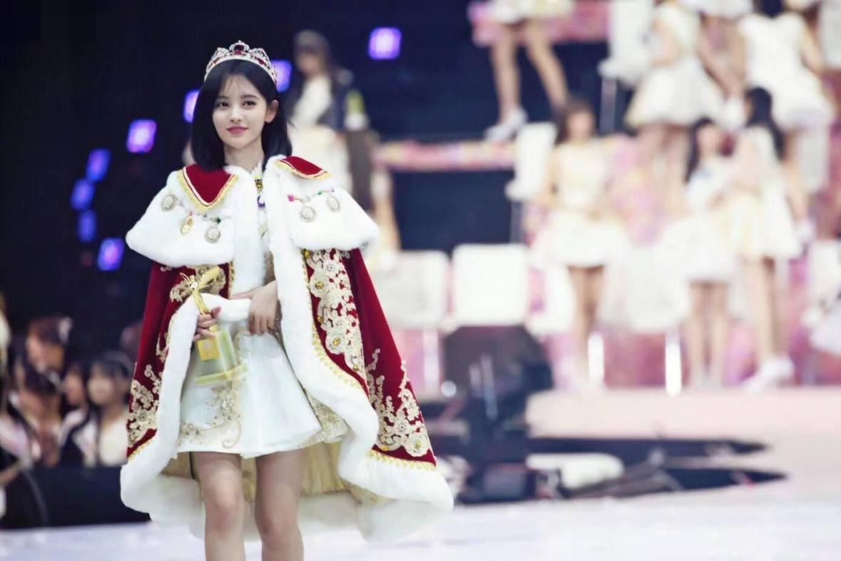 鞠婧祎赵丽颖角色混剪,鞠婧祎和赵丽颖的合拍视频