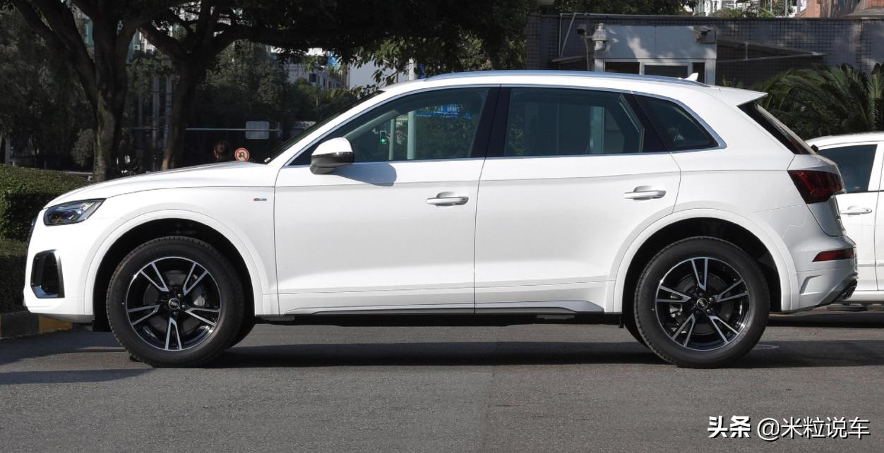 2012年路虎揽胜极光对比q5l,奥迪q5l和路虎揽胜极光如何选择