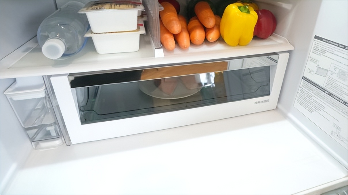 空间少没地方囤货？试试这个巨能装的日立54NC冰箱