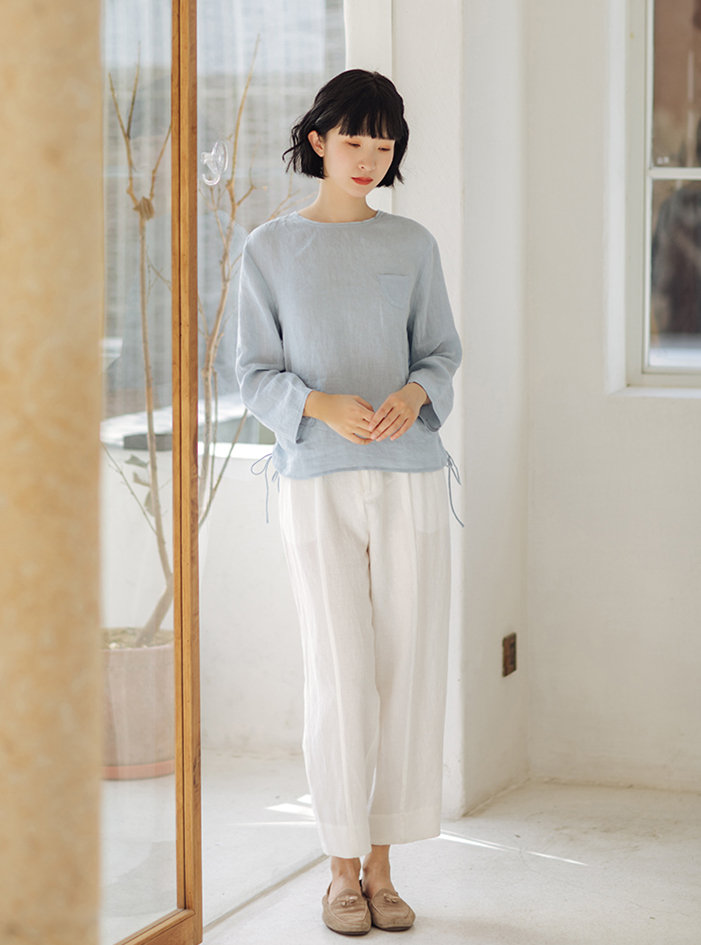 女人30岁穿什么裤子最显瘦又好看,40岁的女人秋冬穿什么裤子显年轻