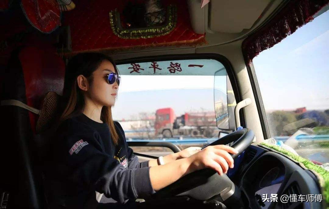 a1驾照和a2驾照哪个含金量高,A1和A2驾驶证有什么区别