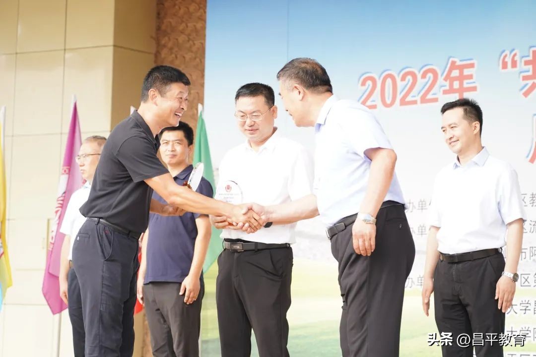 这个暑假,小小足球再叙京蒙情