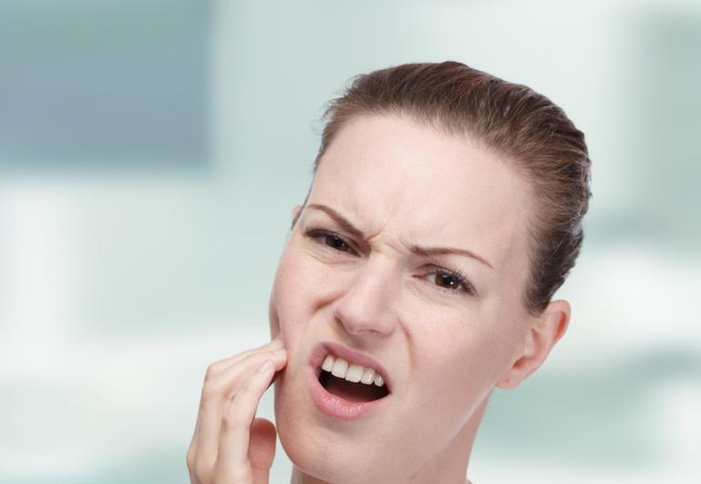 急性牙髓炎疼痛属于几级疼痛,急性牙髓炎会导致耳颞部疼痛