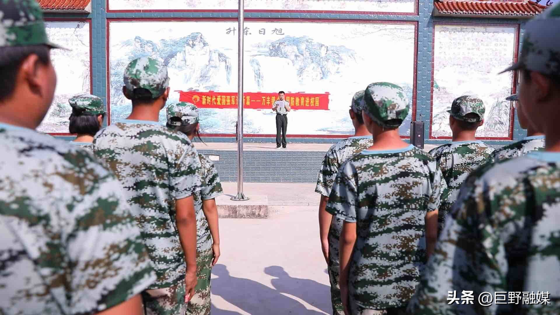 军民同心筑梦国防教育进校园,国防教育进校园筑牢爱国强军梦