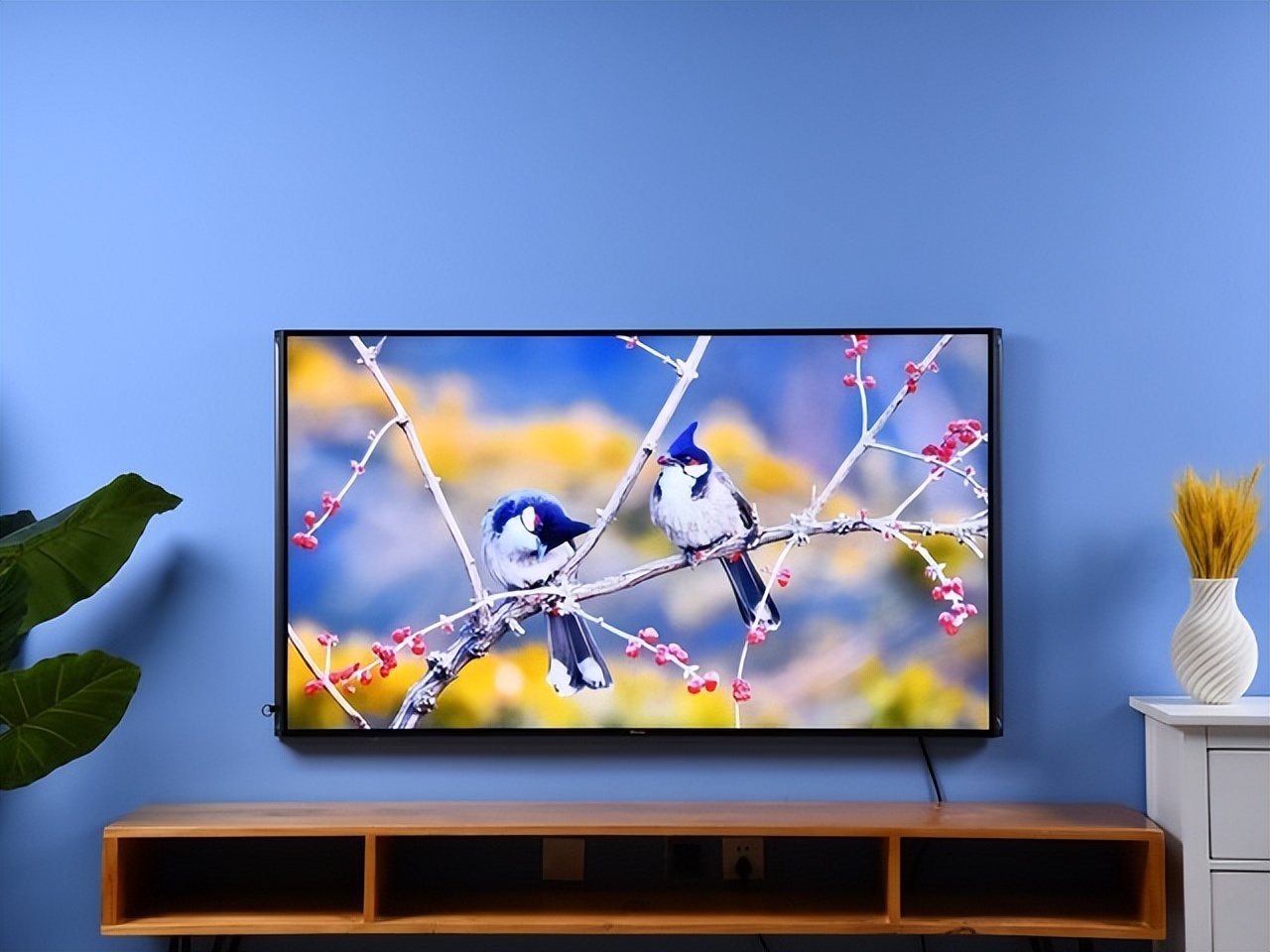 海信电视u8和e8对比,海信电视65寸e8h怎么样