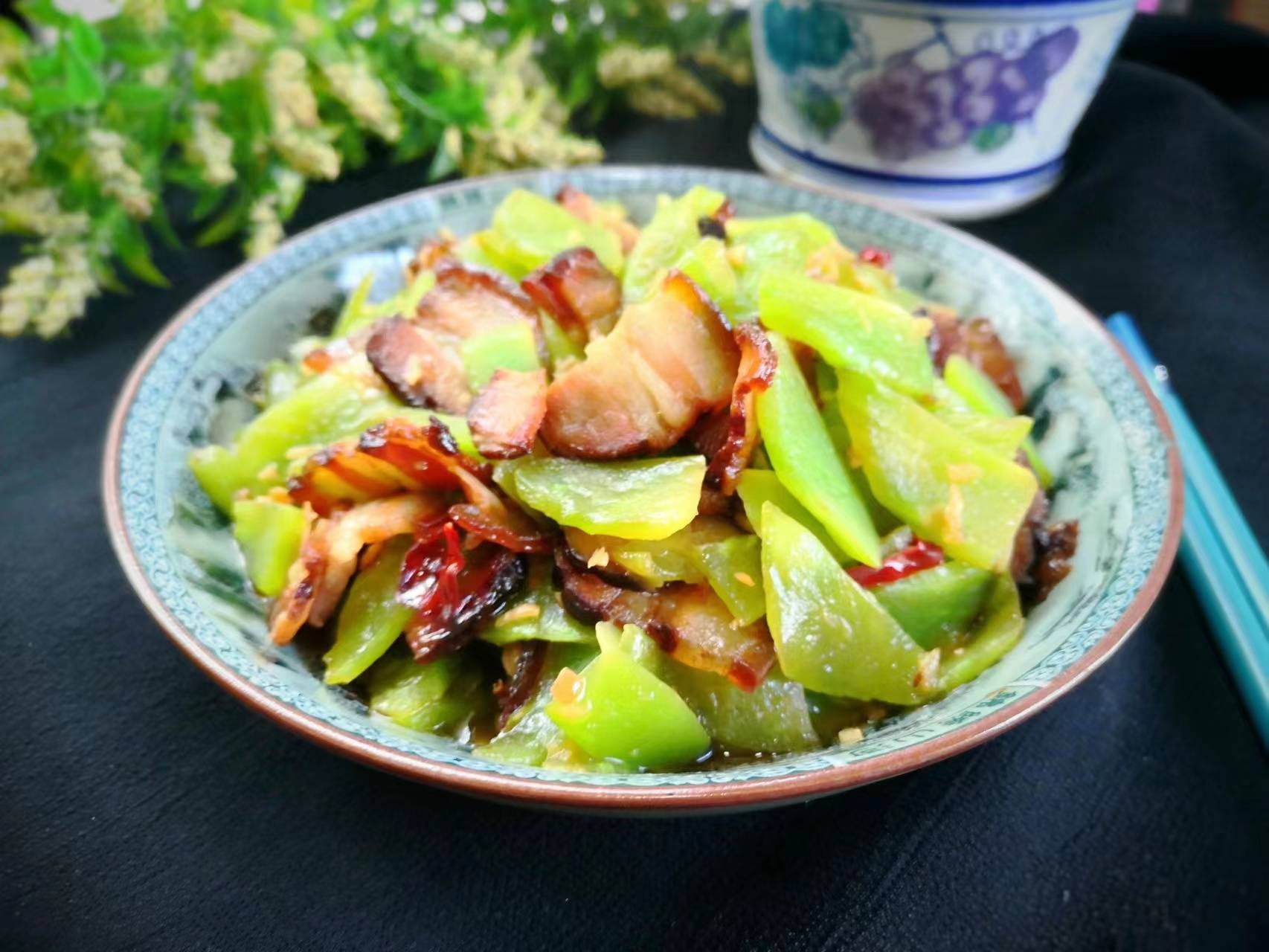 什么菜炒腊肉宝宝爱吃,腊肉炒什么最好吃小孩