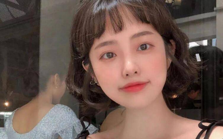 28岁脸部下垂用什么护肤品,40岁脸下垂提升最好的办法