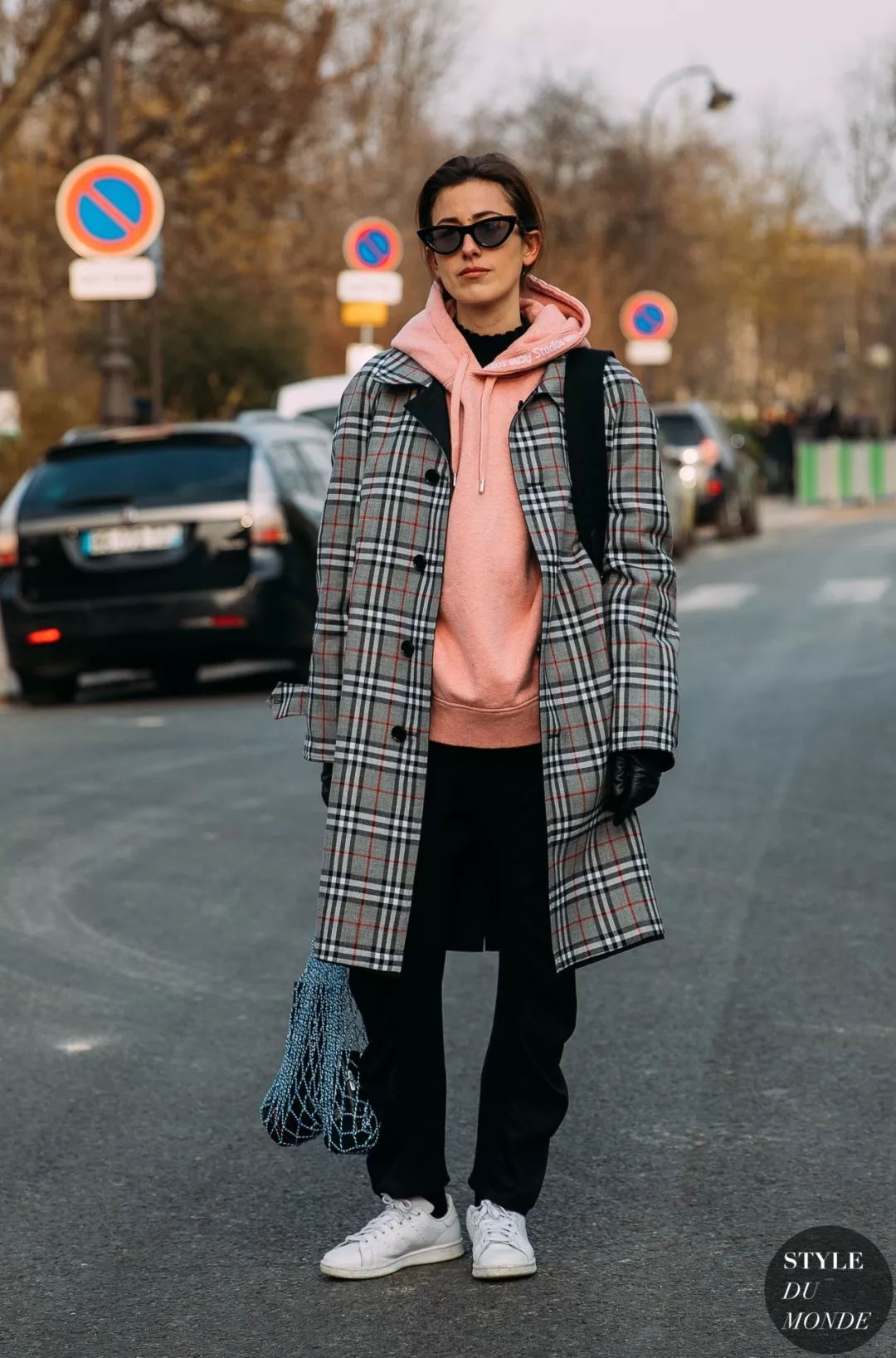 lisa最近同款粉色,lisamv绝美镜头粉色