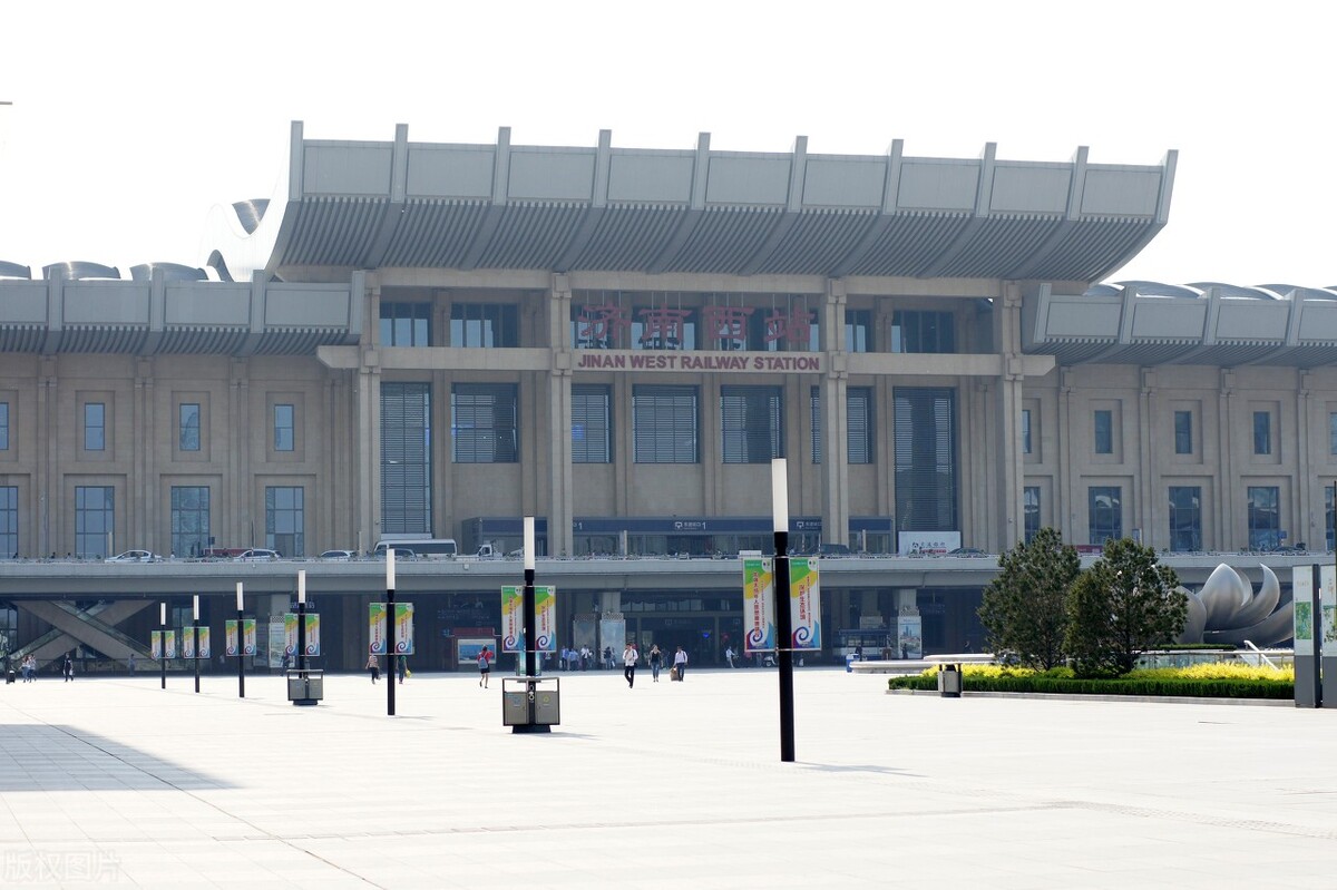 沈阳北站车次对应站台,沈阳北站列车时刻表图