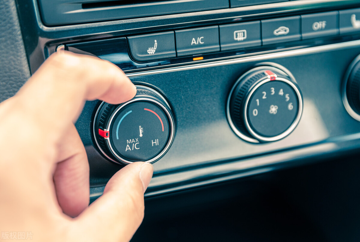 车用空调怎么开油耗低,汽车空调温度低和风速大哪个费油