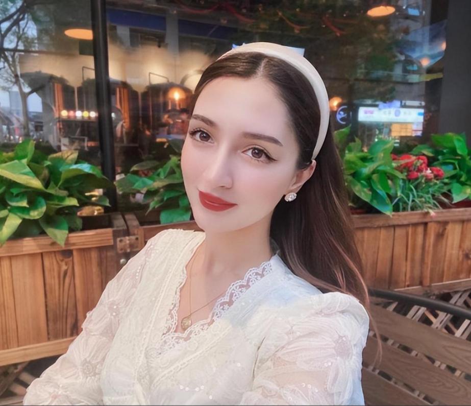 中国小伙娶乌克兰基辅媳妇,中国男足娶外国老婆