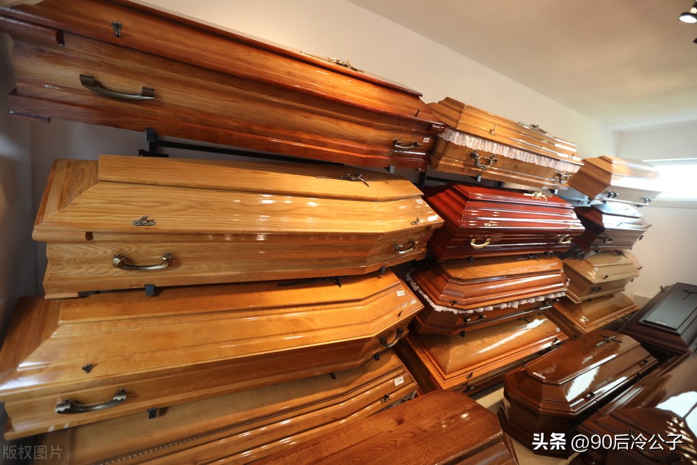 人死后有哪些殡葬方式,人死后丧葬仪式