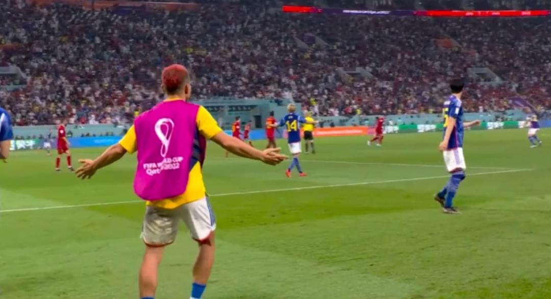 球迷对世界杯的疯狂,每天都惹事