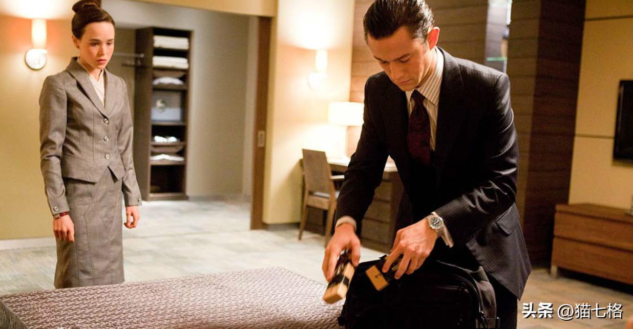 韩国悬疑烧脑电影推荐,高分科幻悬疑烧脑电影解说