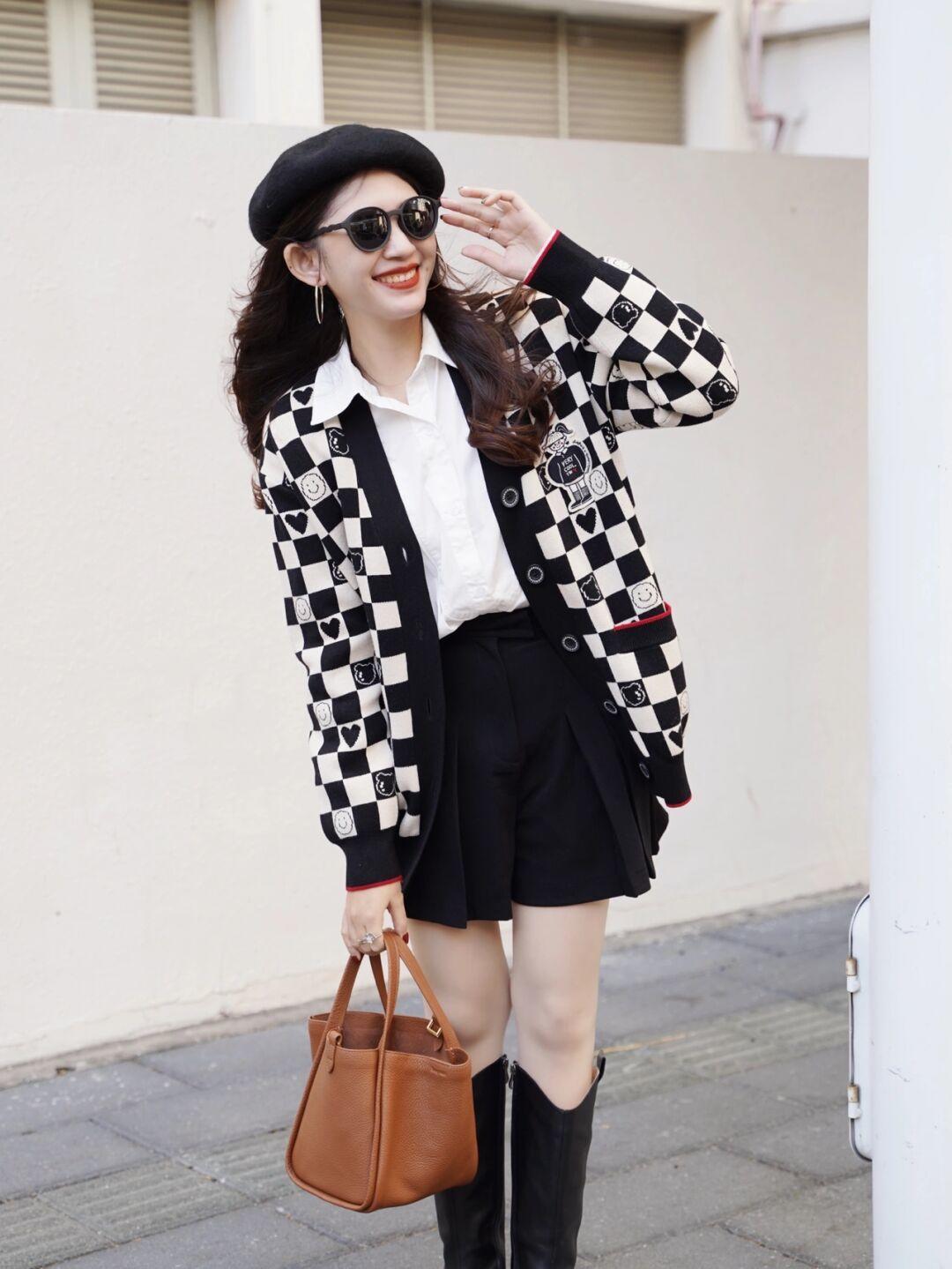 慵懒风中长款开衫毛衣如何搭配,长款毛衣宽松慵懒风开衫怎么搭配