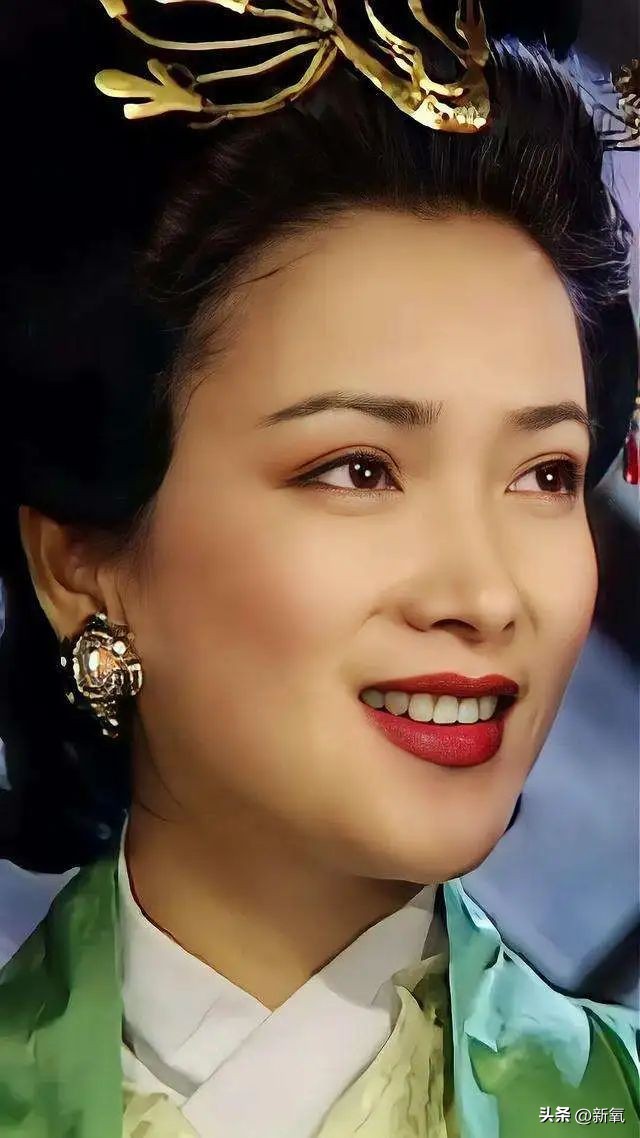 椰树财阀审美,财阀的眼光和椰树集团的审美