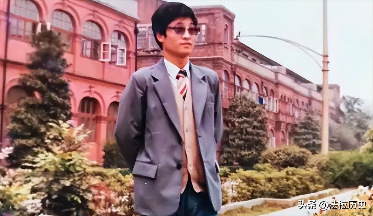 告别了“梓涵”时代，新一批“怪名”来袭！老师：别再整活了