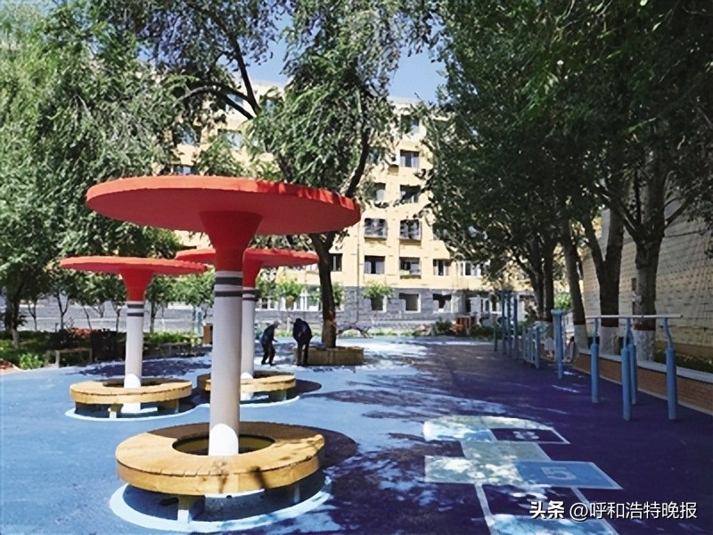 废弃广场变公园,玉泉区新建口袋公园