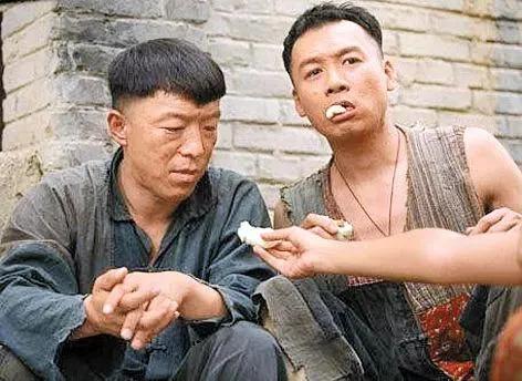 为啥很多有钱人，后来都变成了穷光蛋？这4个坑他们一般逃不过