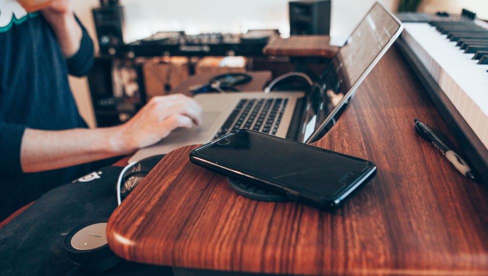 电脑开机自动下载垃圾软件怎么办,电脑一直自动安装垃圾软件怎么办