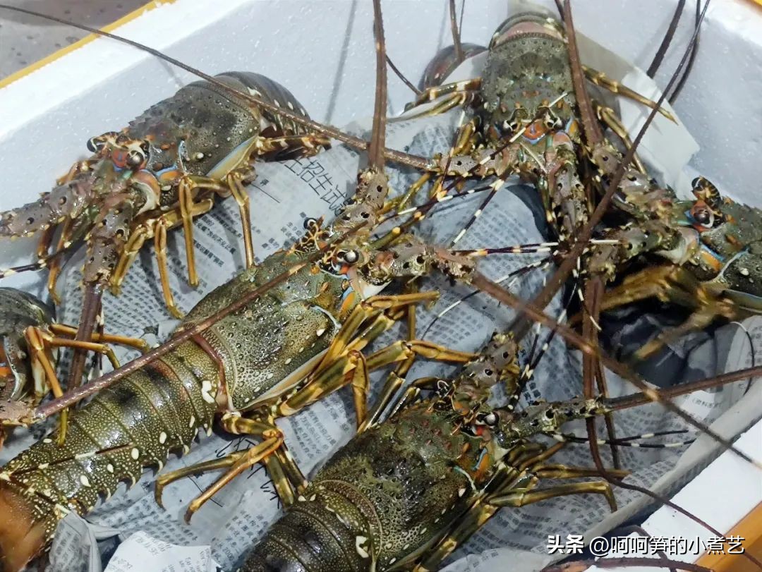 蒜蓉蒸小青龙的蒜蓉熬制,蒜蓉酱蒸小青龙