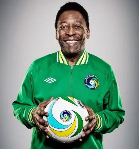 贫民窟里产凤凰，他们没有特供的海参，却成了顶级球星