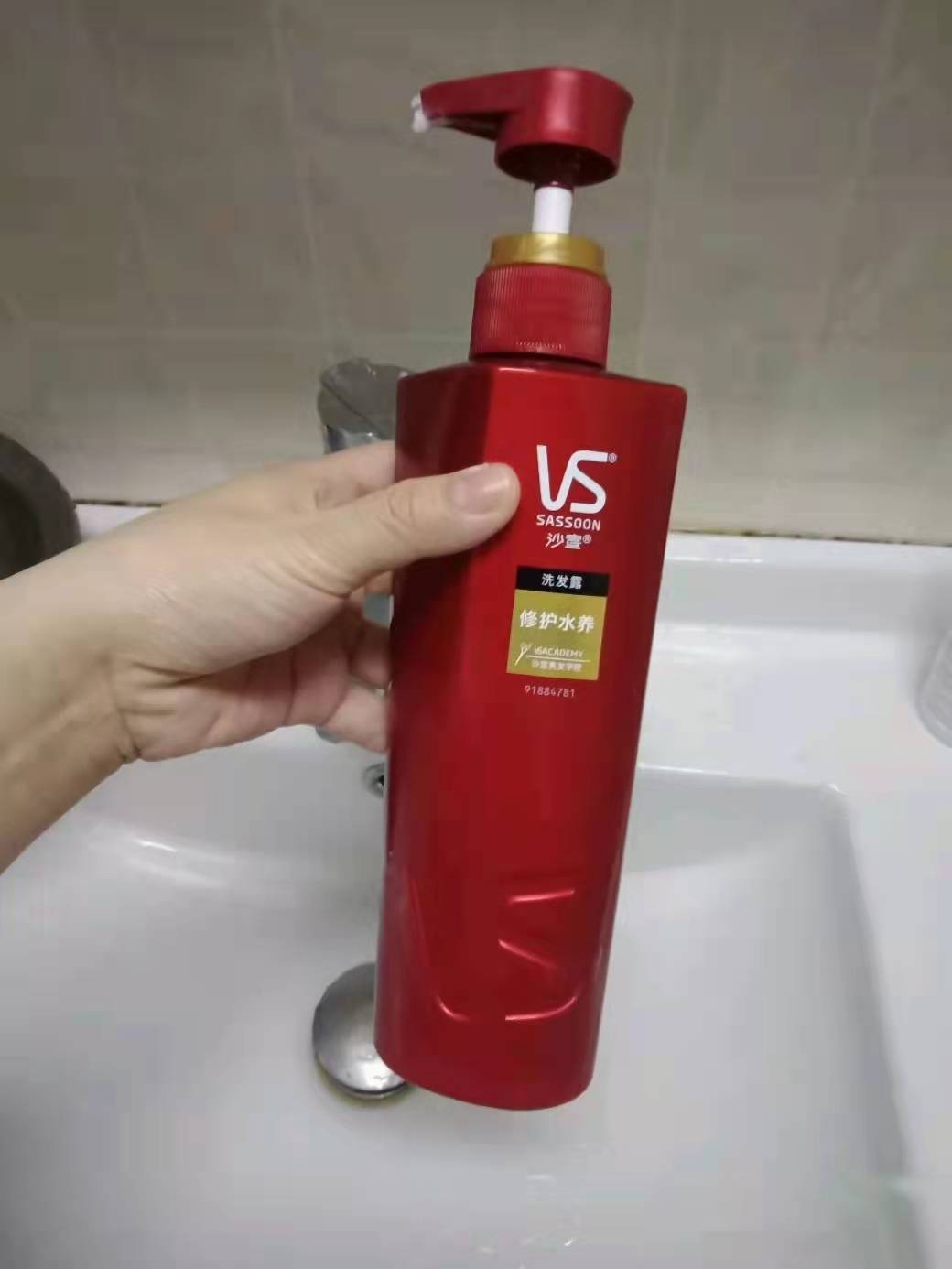 洗发水是飘柔好用还是阿道夫好用,洗发水排名阿道夫