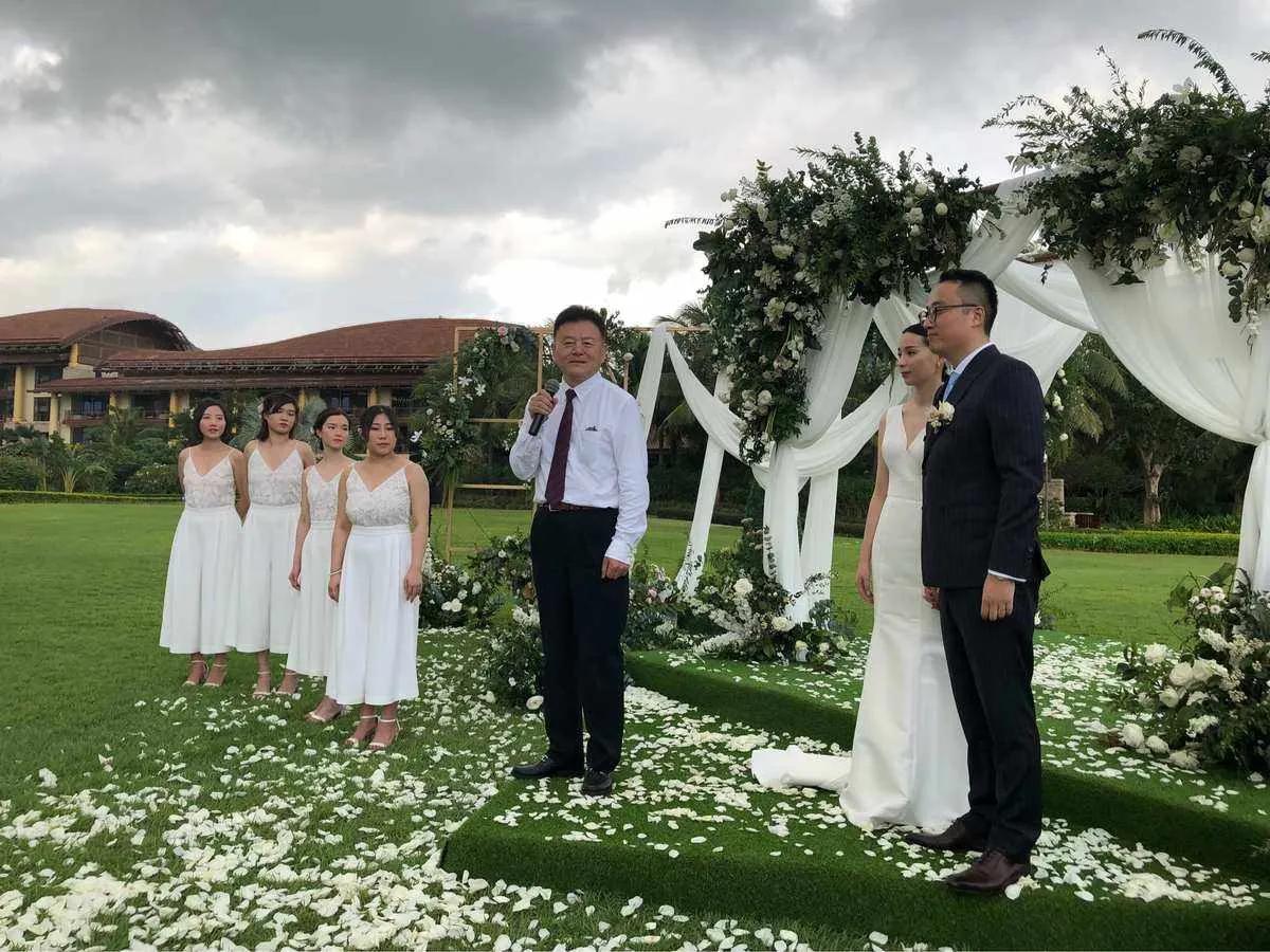 证婚词军人证婚人致词稿,龙年证婚人最佳证婚致词