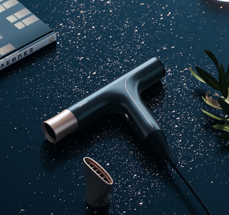 电吹风的副作用有哪些,电吹风用久了有安全隐患吗