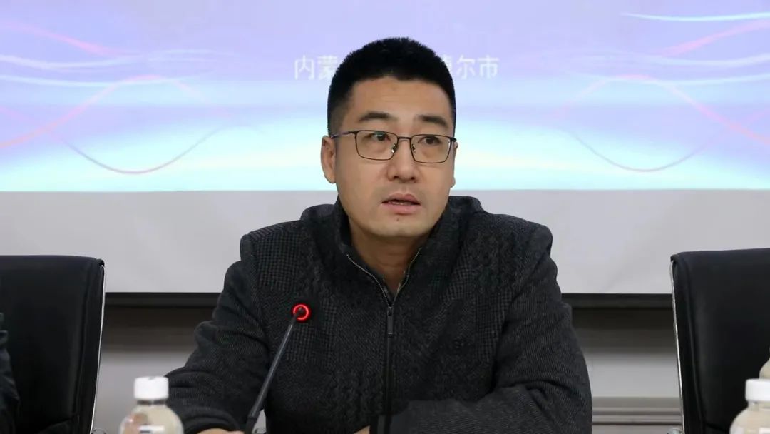 内蒙古青年创业就业技能提升培训班（文创产品设计）在五原县开班