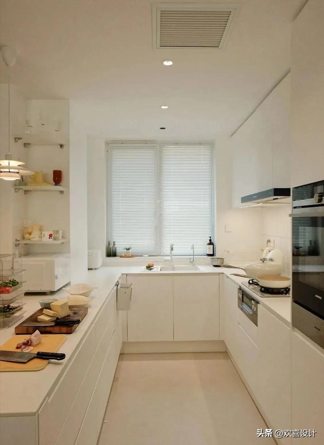 高颜值的厨房瓷砖铺设方案,30公分厨房装修效果图