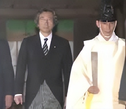 历史上的11月10日重大事件,8月13日历史大事件