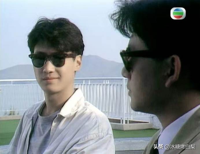 天王黎明的背影照片,天王黎明最帅视频