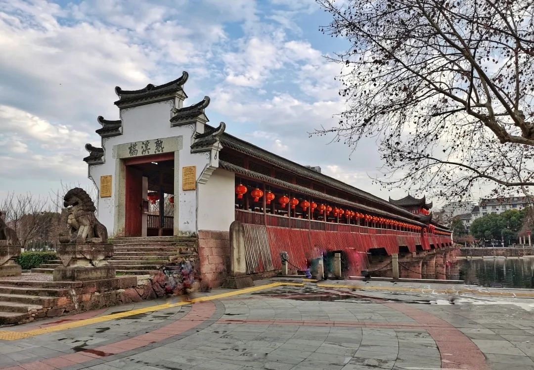 近乡情怯，归来仍是少年！