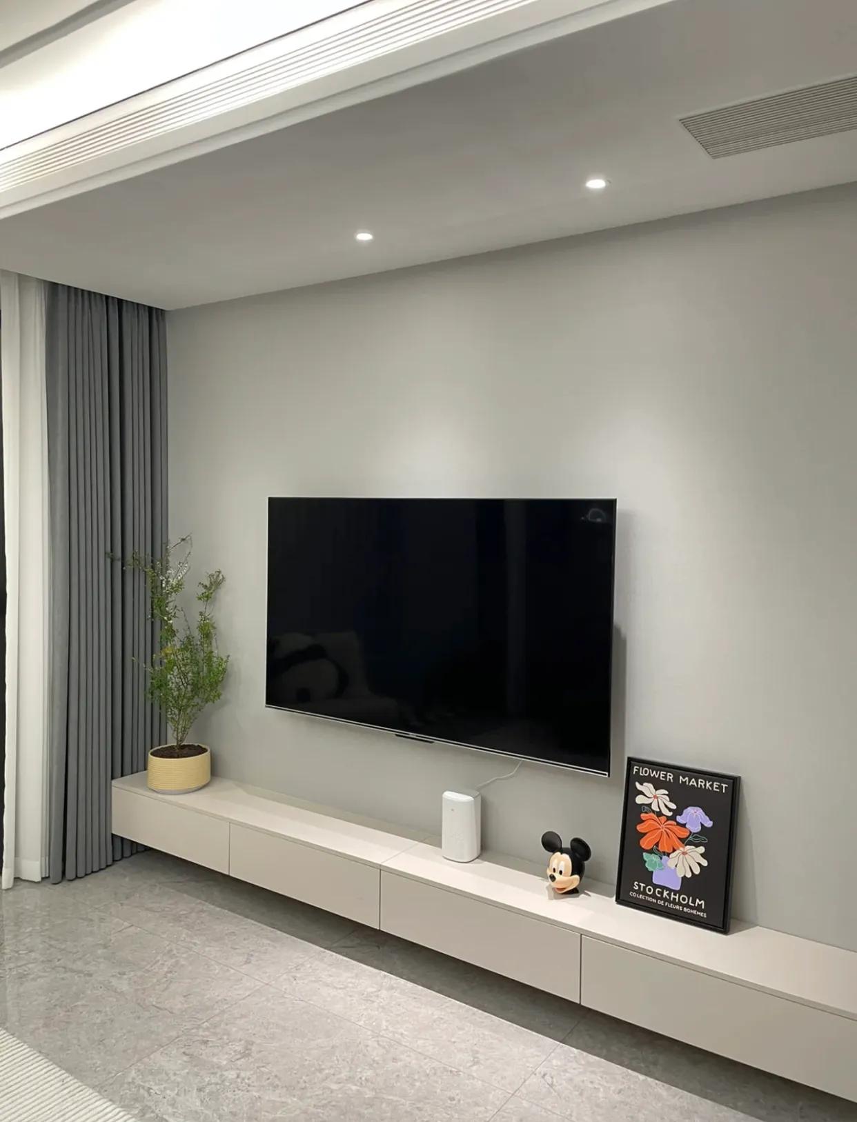 悬空电视柜和放地上的哪个更实用,地面电视柜和悬空电视柜