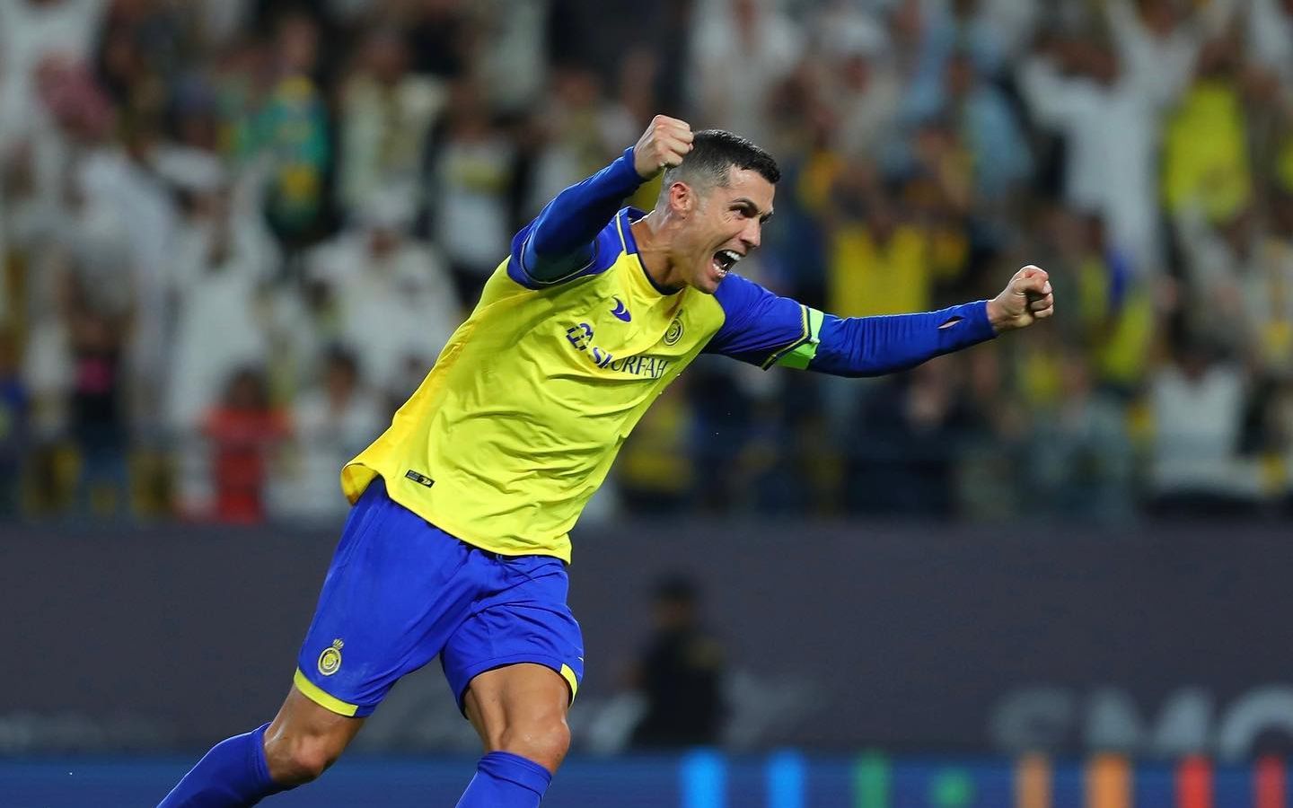 近10年足坛总射手榜c罗力压梅西,沙特联赛c罗首秀和梅西首秀