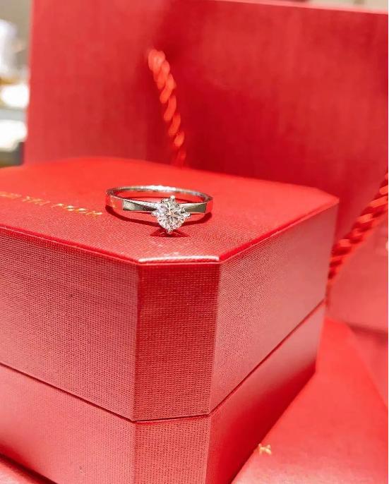 买钻戒什么品牌比较好又实惠,钻戒品牌怎么挑选伯爵