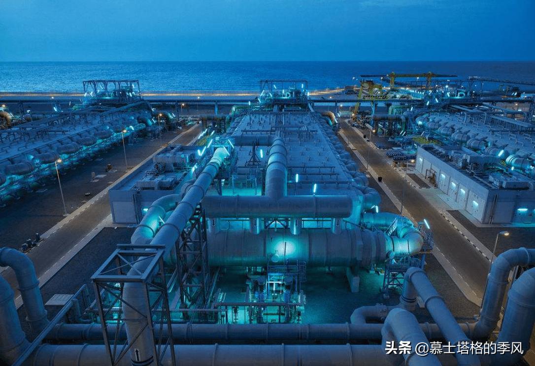 迪拜gdp有多少人民币,迪拜828高楼面积