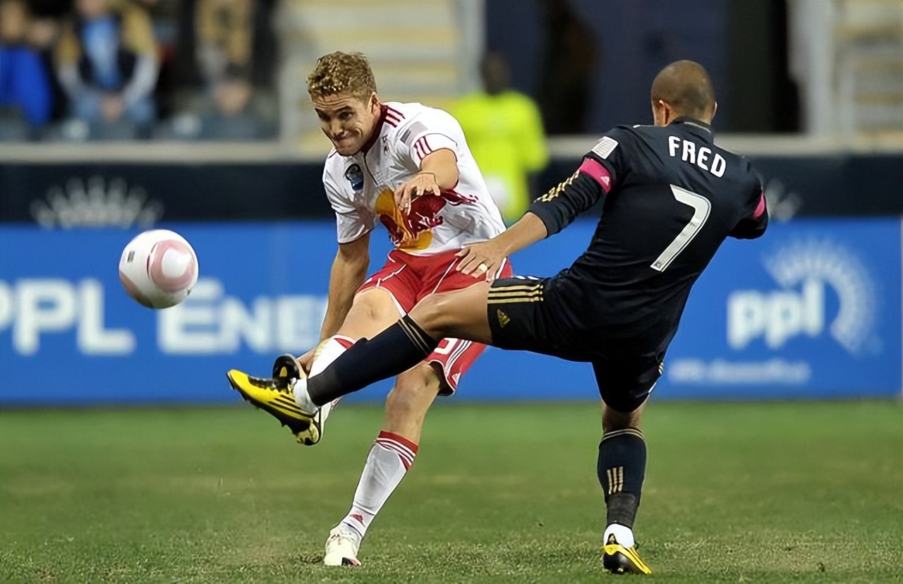 法甲第一名,大巴黎法甲连冠再添一冠