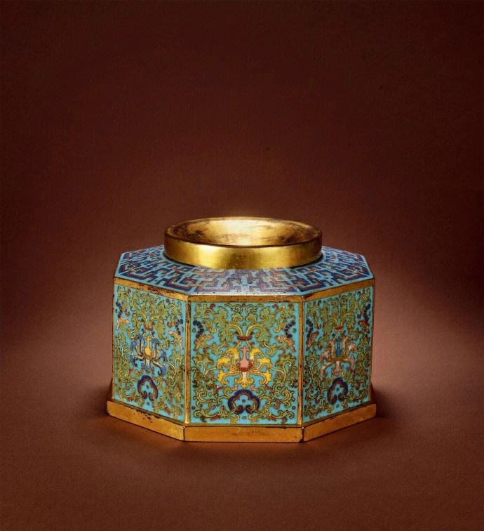 赏析清朝景泰蓝的历史与文化