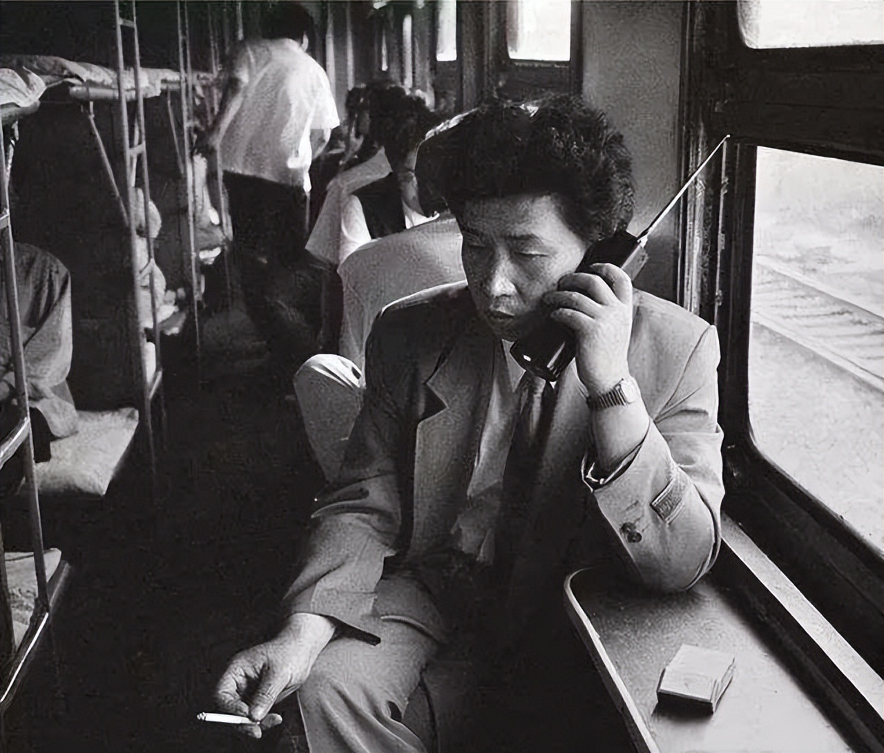 网游“倒爷”现身说法：我很懒，但我能日入上千