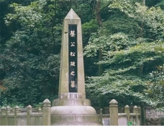 锅炉工娶后妈完整版,锅炉工娶了44年的老婆