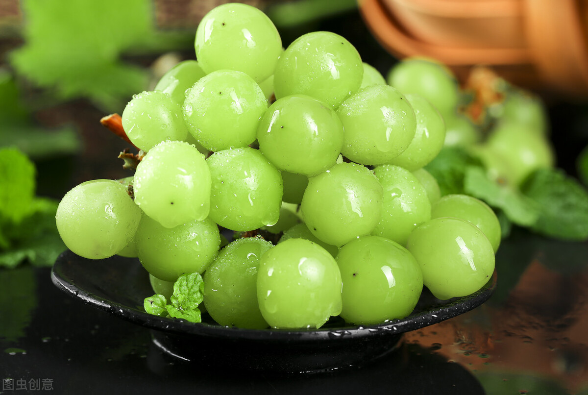 “提子”是葡萄吗？如果是，为什么要把一些葡萄又称为提子？