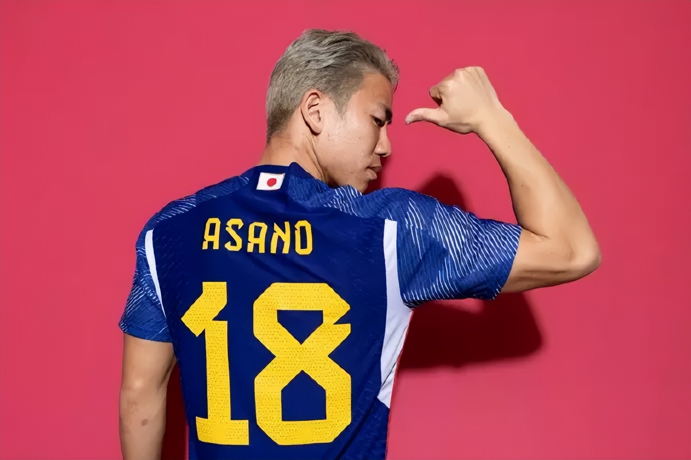 逆水狂飙：蓝武士掀翻德意志战车